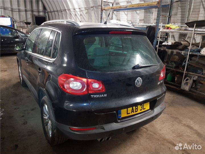 Разбор на запчасти Volkswagen Tiguan