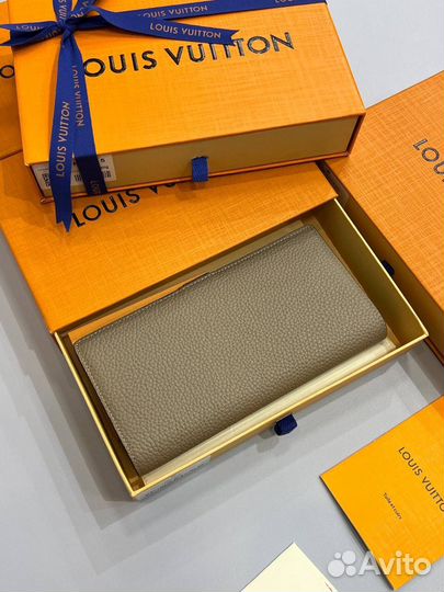 Женский кошелёк Louis Vuitton Vertical