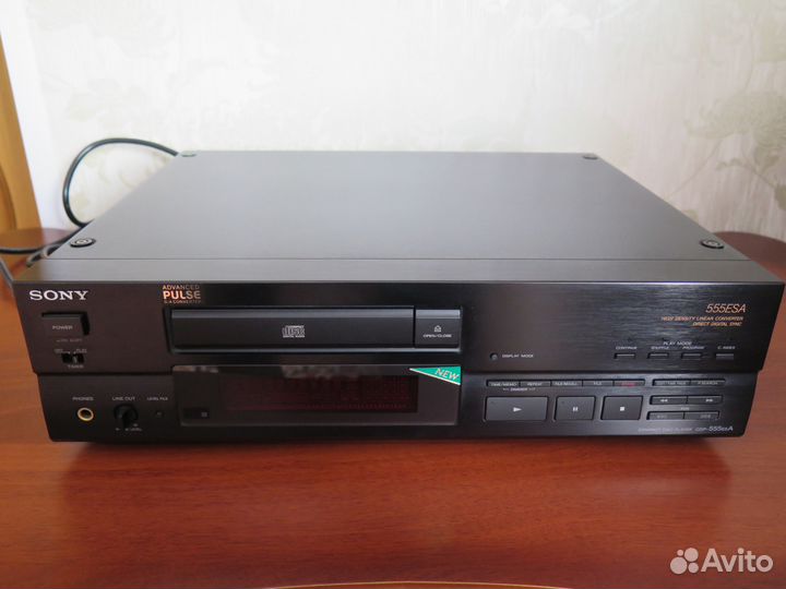 CD проигрыватель Sony CDP-555ESA