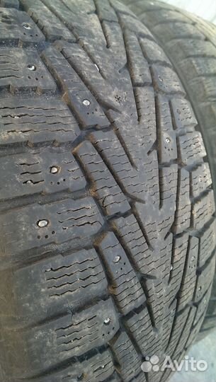 Nokian Tyres Hakkapeliitta 7 285/60 R18 116T