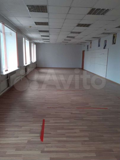 Торговая площадь, 92 м²