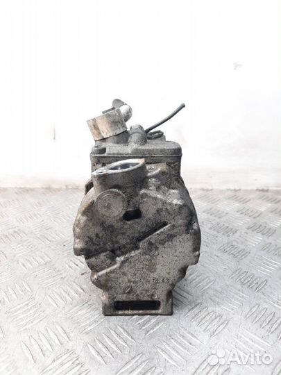 Компрессор кондиционера Volkswagen Passat седан