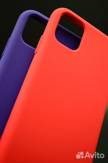 Силиконовый чехол на iPhone 11