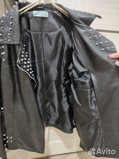 Куртка кожаная женская