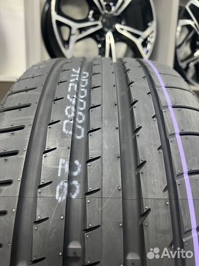 Yokohama Advan Sport V105T 295/40 R21 111Y