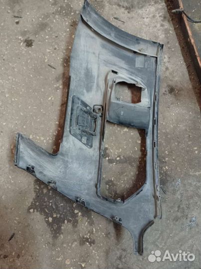 Audi q5 правая часть бампера