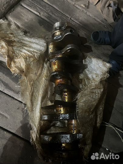 Коленвал 740