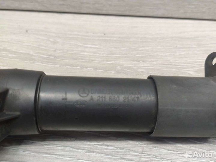 Форсунка омывателя фар Mercedes E W211