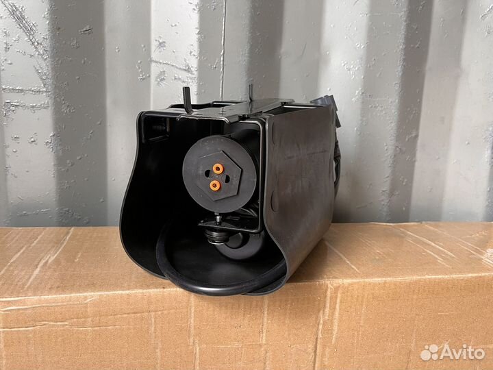 Компрессор на infiniti 56/80 для пневмоподвески