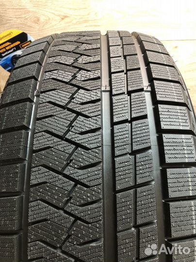 Triangle Snowlink TWT02 265/50 R19