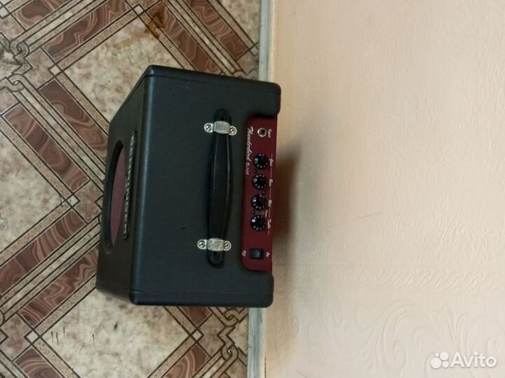 Комбоусилитель для бас гитары