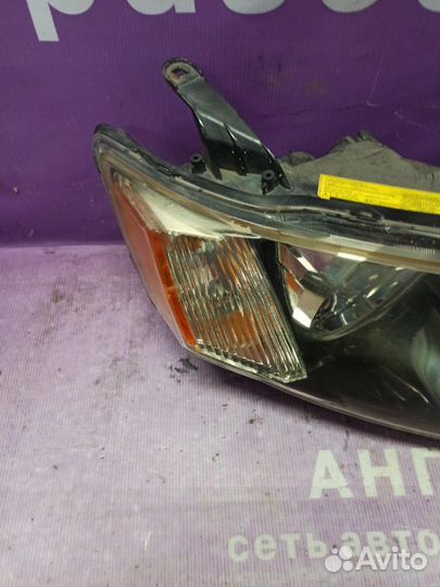 Фара ксеноновая передняя правая Mitsubishi