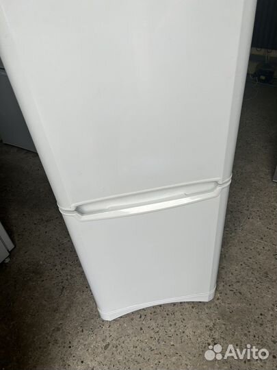 Indesit B20FNF (No Frost)