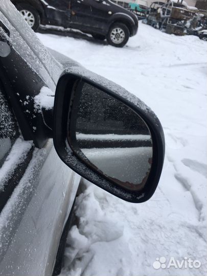 Боковое зеркало правое на Skoda Fabia 1