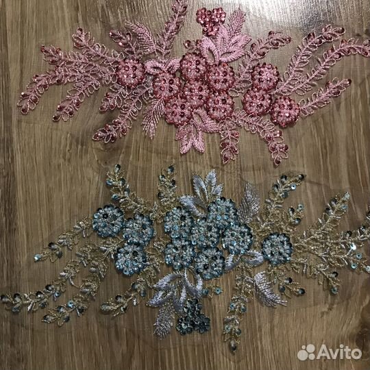 Аппликация нашивка из бисера и пайеток