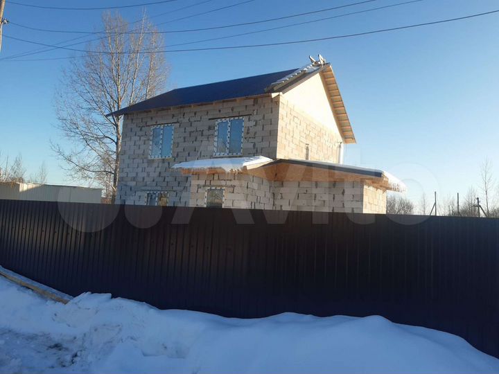 Дом 100 м² на участке 10 сот.