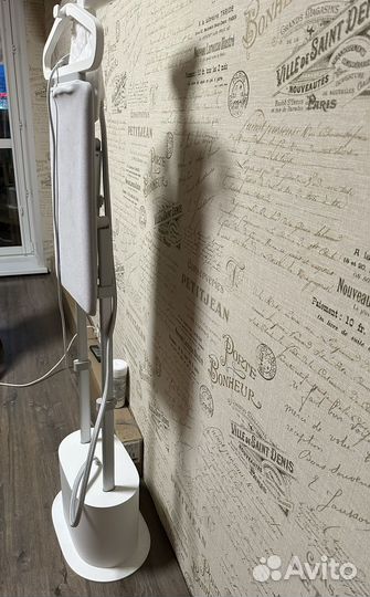 Отпариватель для одежды вертикальный