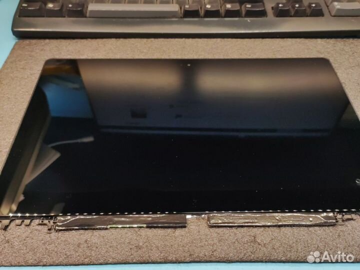 Сенсорное стекло, тачскрин с матрицей Lenovo Yoga