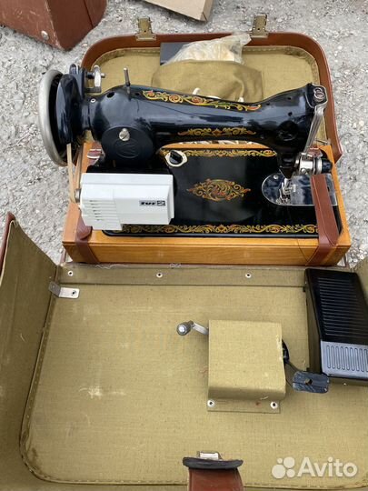 Швейная машинка подольская ручная