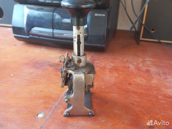 Датер ручной