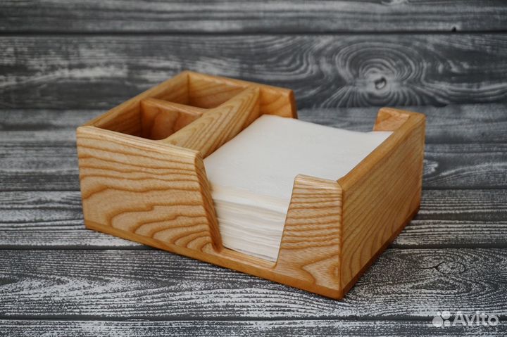 Салфетница из дерева. Ясень