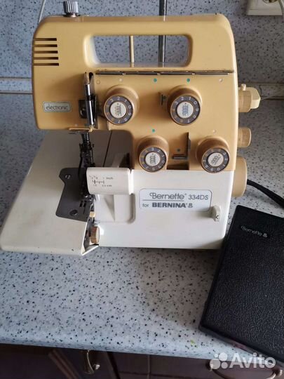 Оверлок Bernina Bernette 334DS (пр-во Япония)