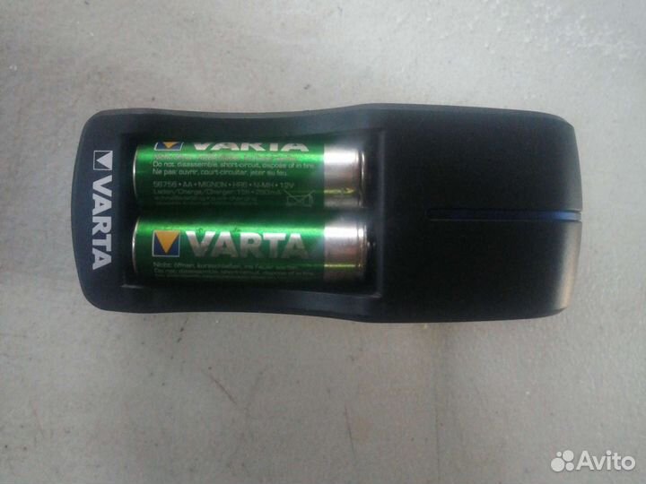 Зарядное устройство