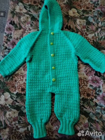 Варежки, пинетки