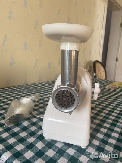 Мясорубка электрическая