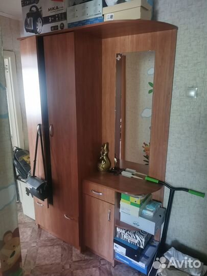 Шкаф в прихожую