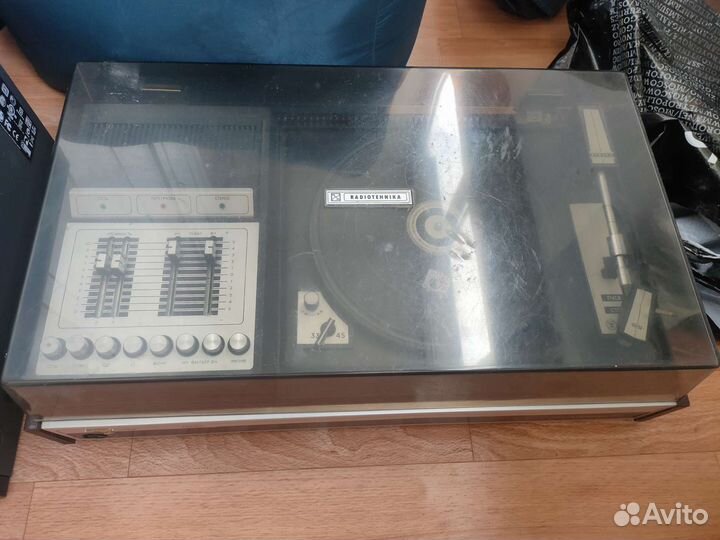 Радиотехника Мелодия 103М + колонки