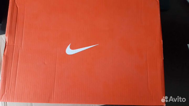 Кроссовки nike