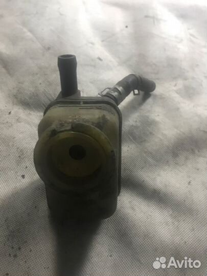 Бачок для тормозной жидкости Toyota Carina CT190