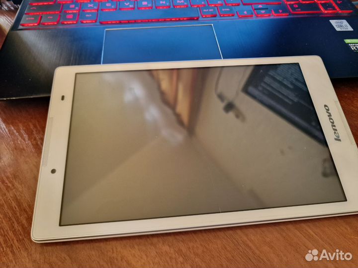 Планшет Lenovo Tab 2 A8 50LC