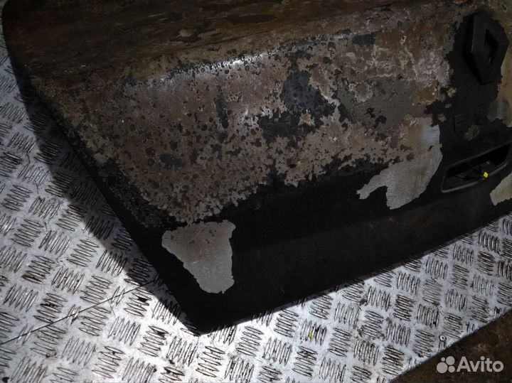 Крышка багажника Megane 2 (03-09) седан после пожара б\у (арт. 7751474292)