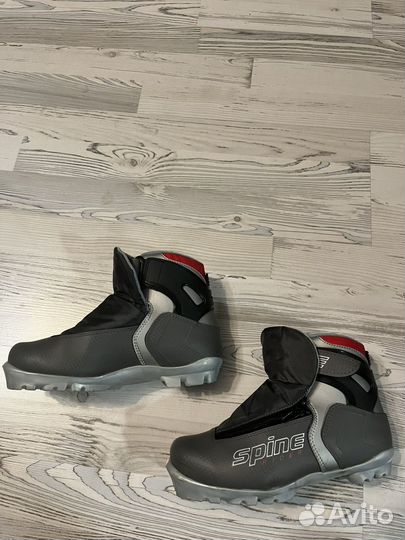 Лыжные ботинки spine 36 размер
