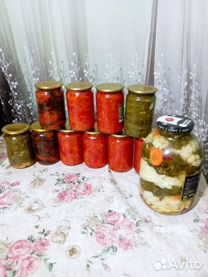 Соленья домашние,перец таркинский,лечо,баклажаны
