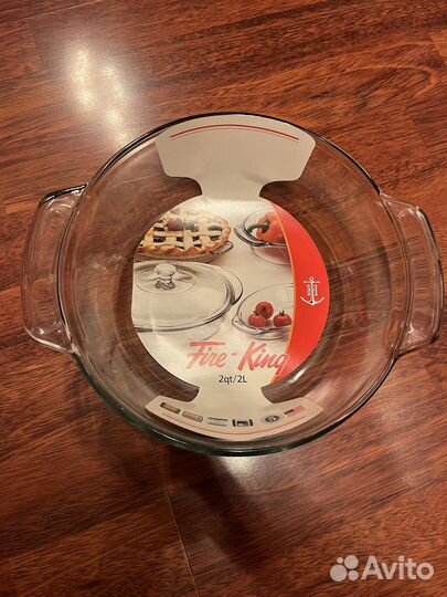 Стеклянная кастрюля с крышкой США