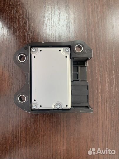 Блок управления подушками безопасности (таката)