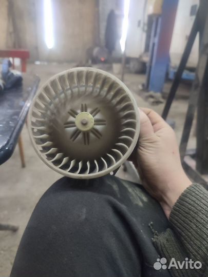 Моторчик печки Toyota passo