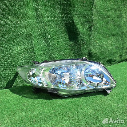 Фара передняя правая toyota corolla e150