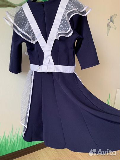 Школьный фартук и платье
