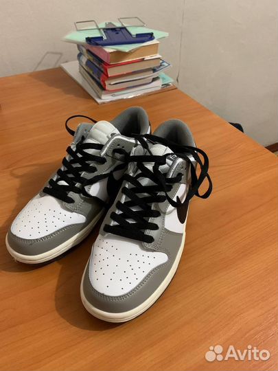Кроссовки Nike