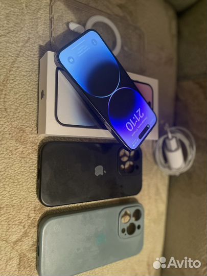 Телефон iPhone 14 pro 256 GB