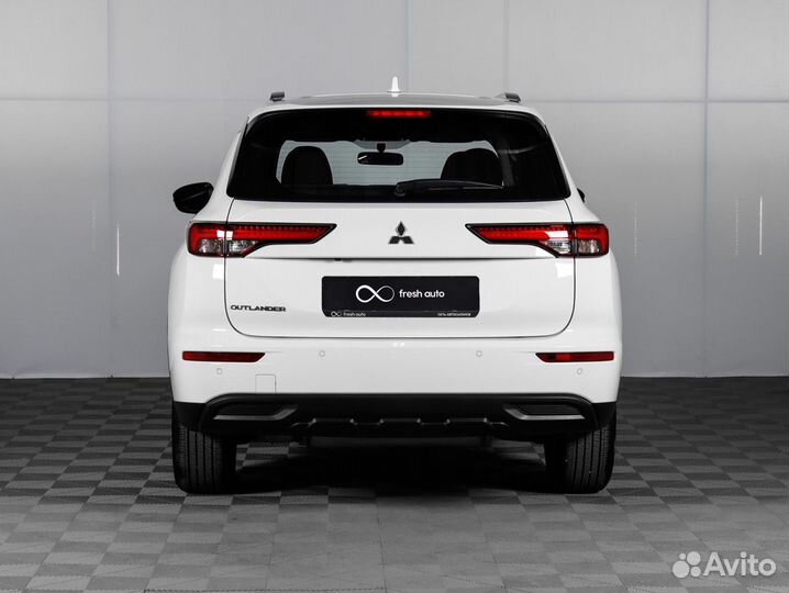 Mitsubishi Outlander 2.5 CVT, 2022, 78 км