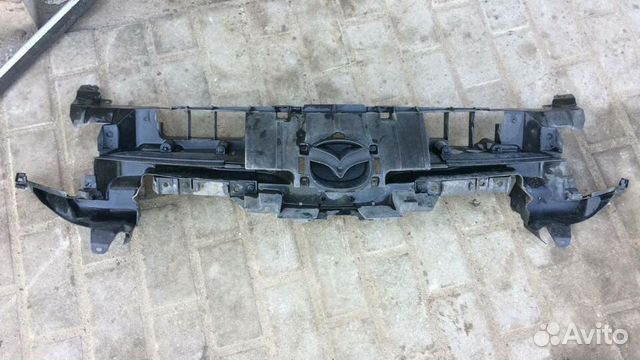 Решетка радиатора Mazda 3 BL