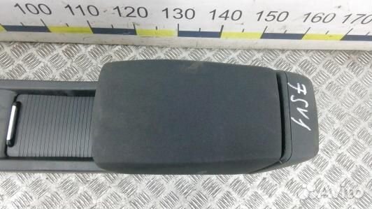 Подлокотник центральный opel astra J (7SV01IX01)