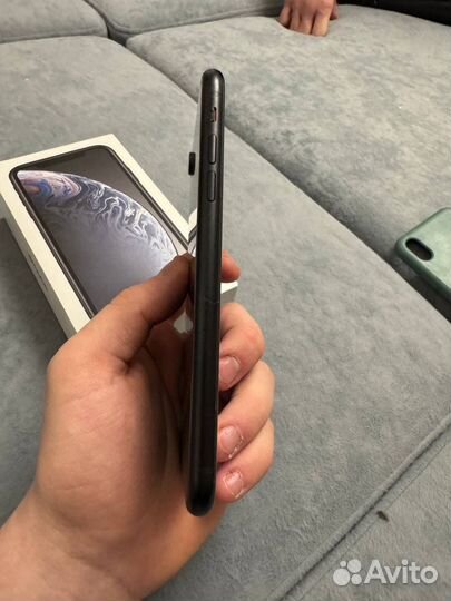 iPhone Xr, 64 ГБ