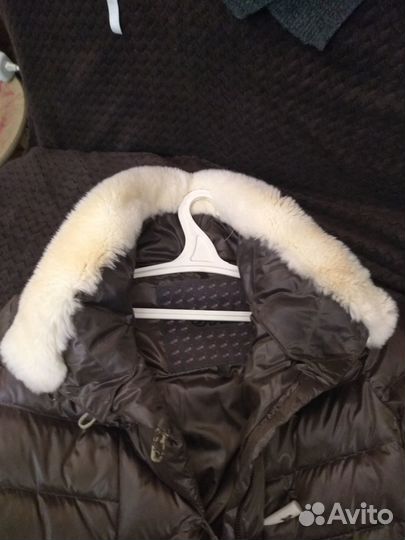 Куртка легкая на гусином пуху размер s бу