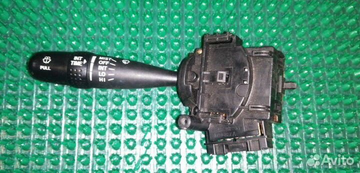 Подрулевой переключатель дворников Toyota Corolla